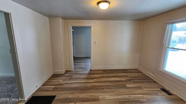 2615 Greenwood Ave, Louisville, KY 40211