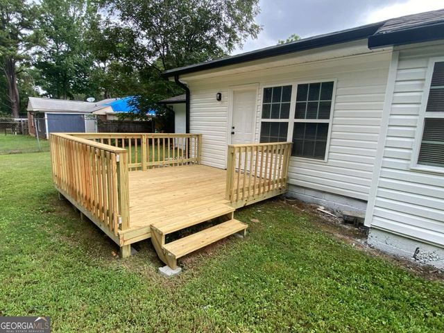 5335 Lee Cir, Forest Park, GA 30297