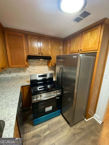 5335 Lee Cir, Forest Park, GA 30297