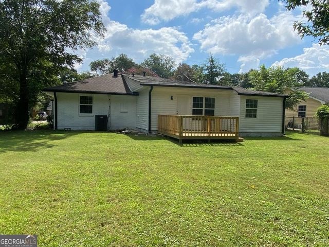 5335 Lee Cir, Forest Park, GA 30297