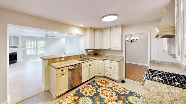 2844 Goneaway Road, Charlotte, NC 28210