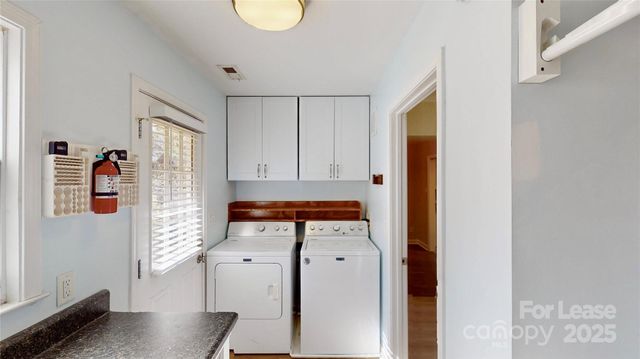 2844 Goneaway Road, Charlotte, NC 28210