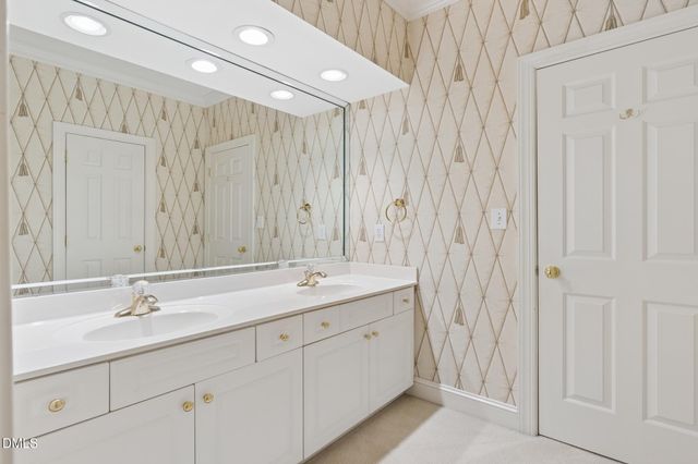 4901 Oakmoor Court, Raleigh, NC 27614