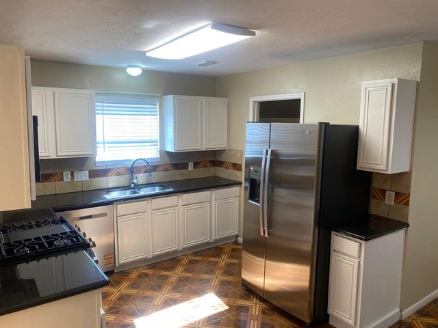 4026 Clayton Bend Court, Houston, TX 77082