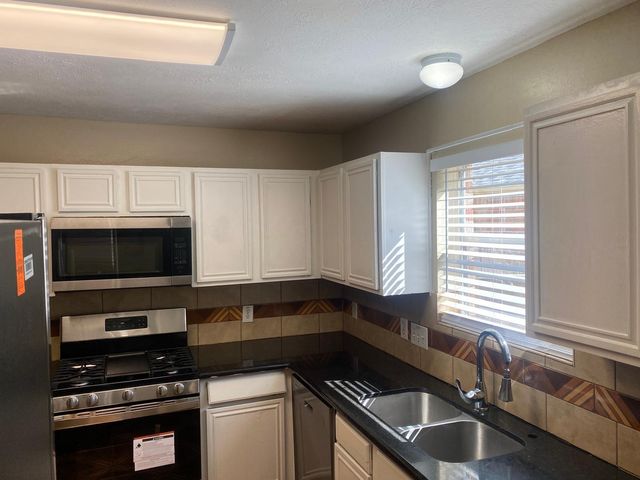 4026 Clayton Bend Court, Houston, TX 77082