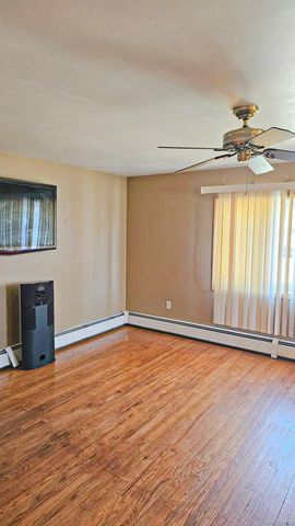 225 Monhagen Avenue, Middletown, NY 10940