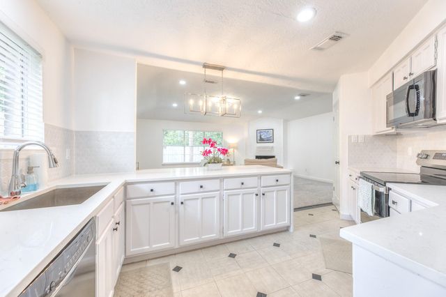22226 Waynegate Drive, Spring, TX 77373