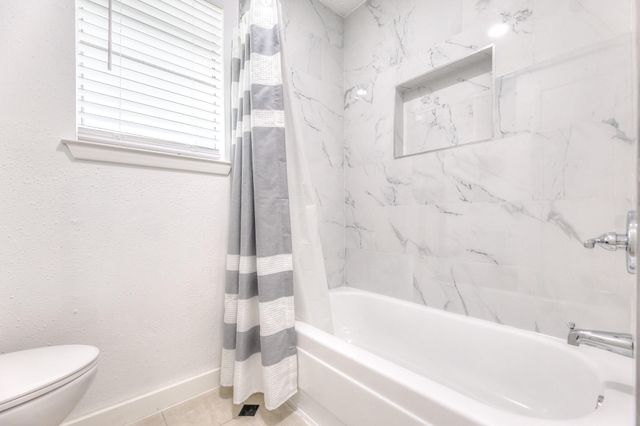 22226 Waynegate Drive, Spring, TX 77373