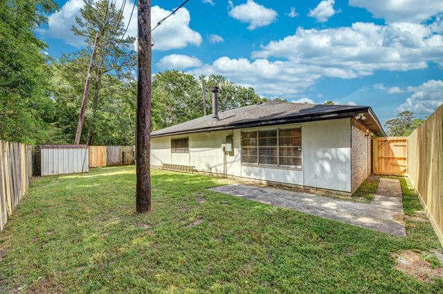 22226 Waynegate Drive, Spring, TX 77373