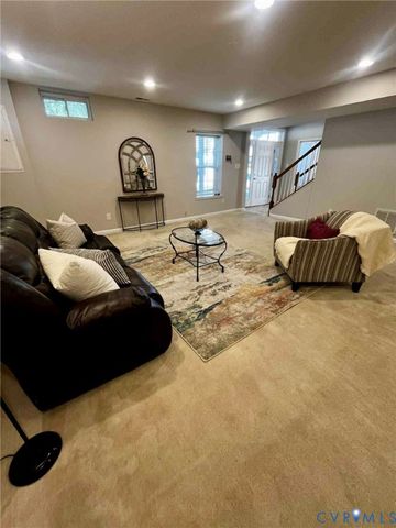 111 Siena Ln, Glen Allen, VA 23059