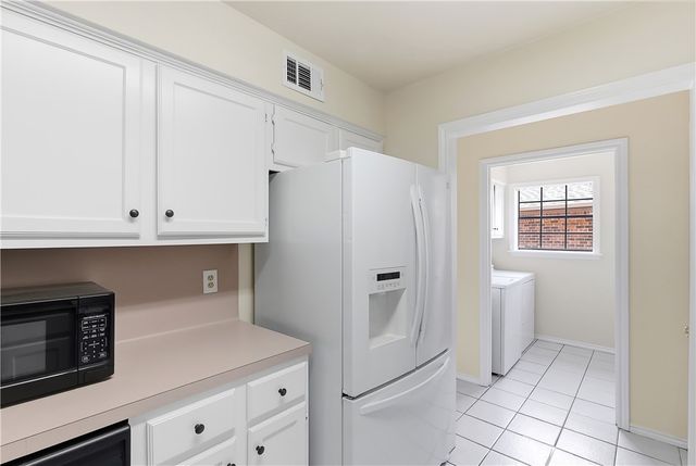 2400 Longmire Drive 204, College Station, TX 77845