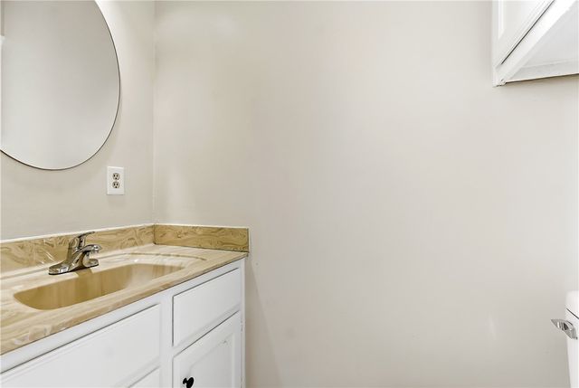 2400 Longmire Drive 204, College Station, TX 77845