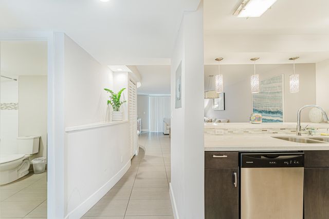 601 N Ocean Boulevard 503, Boca Raton, FL 33432