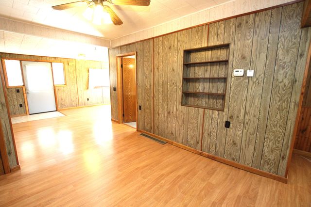 11421 Elm Avenue, Howard City, MI 49329