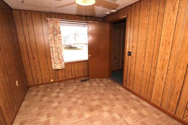 11421 Elm Avenue, Howard City, MI 49329