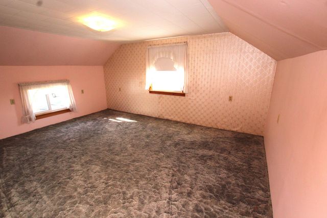 11421 Elm Avenue, Howard City, MI 49329