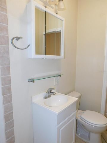 5725 E UNIVERSITY AVENUE, Gainesville, FL 32641