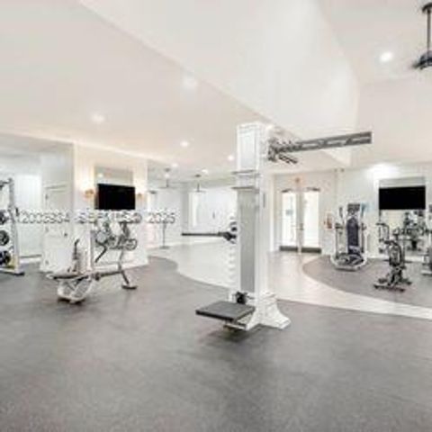 5051 Wiles Rd 201, Coconut Creek, FL 33073