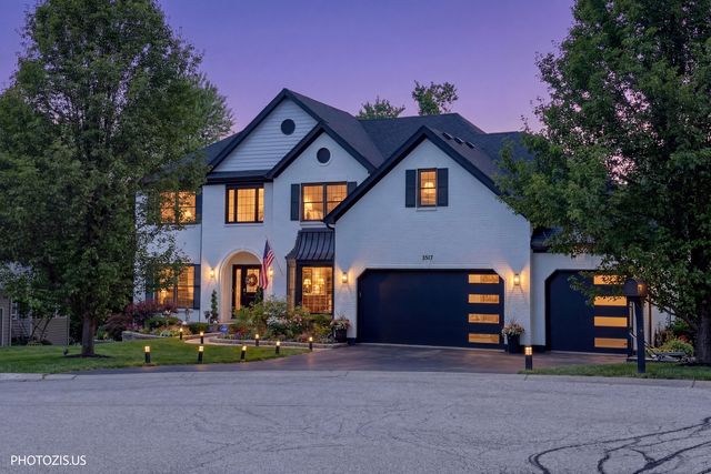 3517 Oakleaf Lane, Crystal Lake, IL 60012