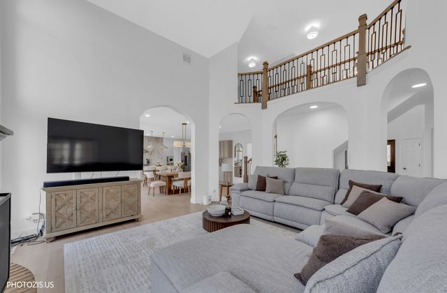 3517 Oakleaf Lane, Crystal Lake, IL 60012