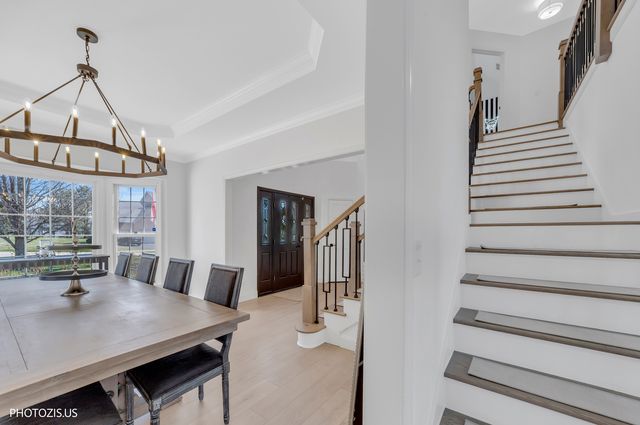 3517 Oakleaf Lane, Crystal Lake, IL 60012