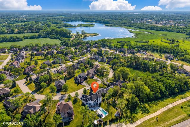 3517 Oakleaf Lane, Crystal Lake, IL 60012