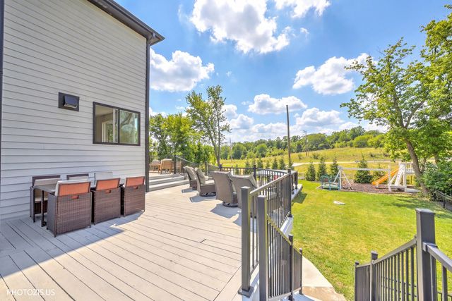 3517 Oakleaf Lane, Crystal Lake, IL 60012