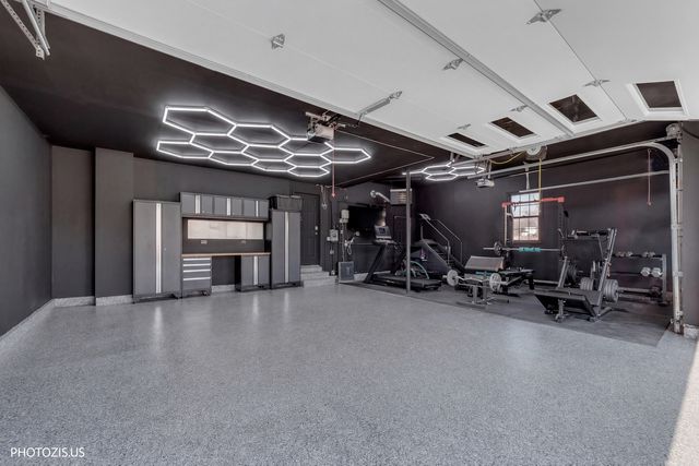 3517 Oakleaf Lane, Crystal Lake, IL 60012