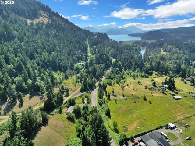 34865 ROW RIVER Rd, Cottage Grove, OR 97424
