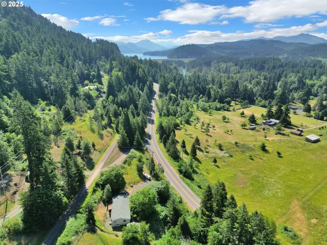 34865 ROW RIVER Rd, Cottage Grove, OR 97424