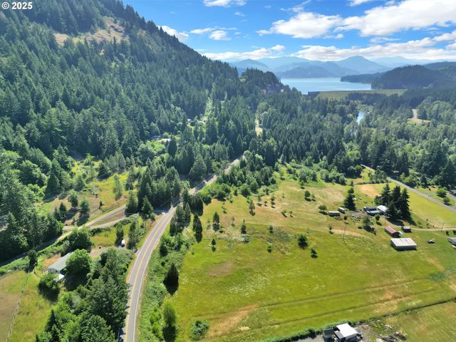 34865 ROW RIVER Rd, Cottage Grove, OR 97424