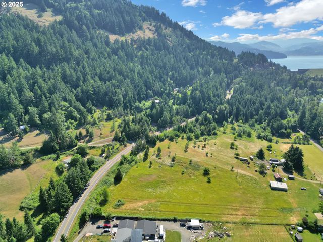 34865 ROW RIVER Rd, Cottage Grove, OR 97424