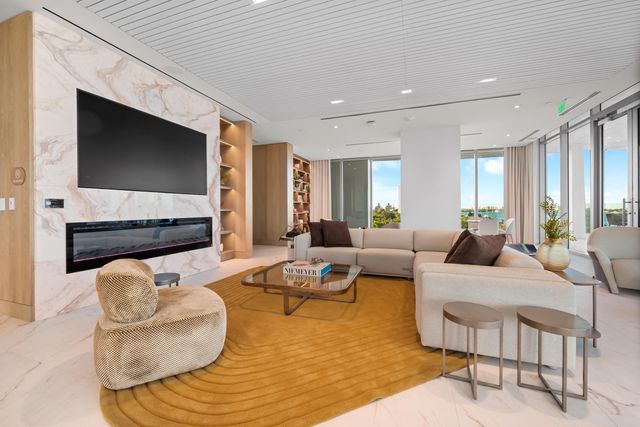 4714 N Flagler Drive 801, West Palm Beach, FL 33407