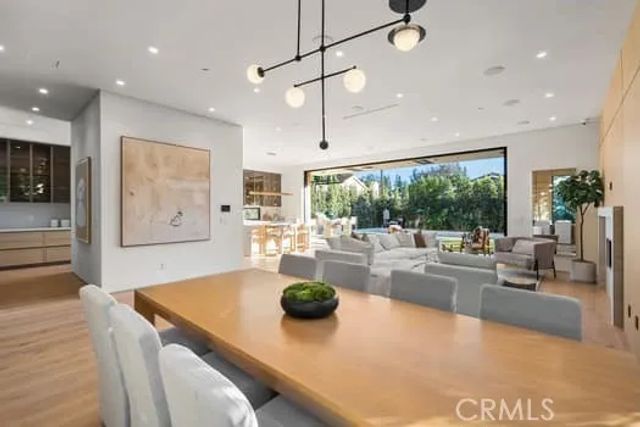 14758 Morrison, Sherman Oaks, CA 91403
