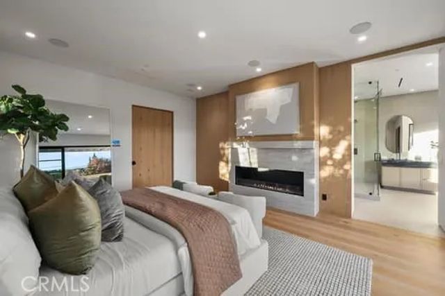 14758 Morrison, Sherman Oaks, CA 91403