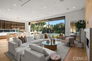 14758 Morrison, Sherman Oaks, CA 91403
