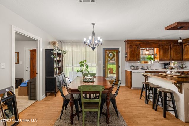 73 Pine Crest Road, Purvis, MS 39475