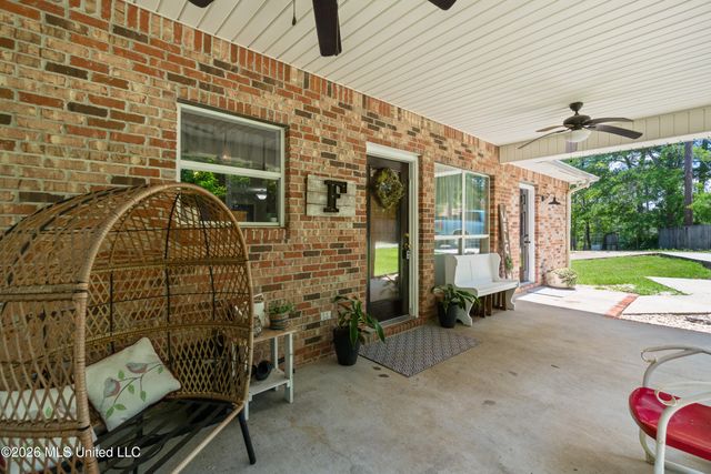 73 Pine Crest Road, Purvis, MS 39475