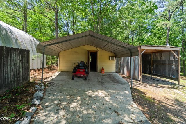 73 Pine Crest Road, Purvis, MS 39475