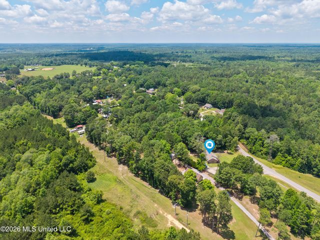 73 Pine Crest Road, Purvis, MS 39475