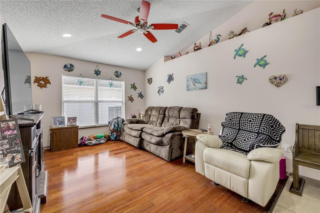 Image 7 of property listing at 16 ZIEGLER PLACE, Palm Coast, FL 32164