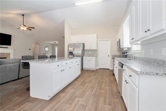 231 Camp Court, Bethlehem, GA 30620