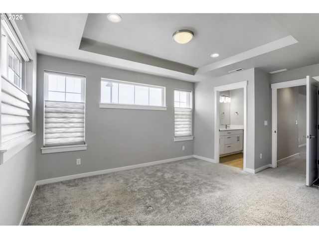 6470 Se PROVENCE St, Hillsboro, OR 97123