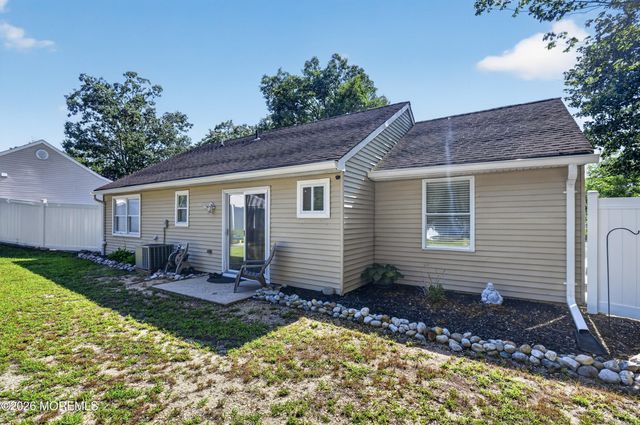129 Ahoy Road, Manahawkin, NJ 08050