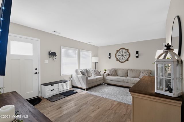 129 Ahoy Road, Manahawkin, NJ 08050