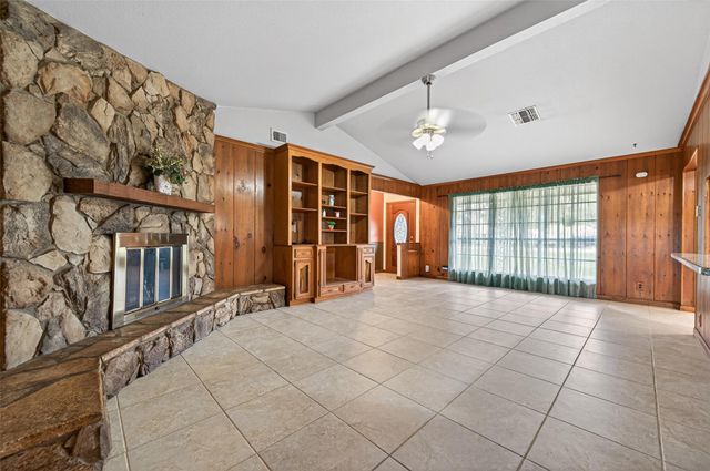 12016 Cloudt Road, Needville, TX 77461