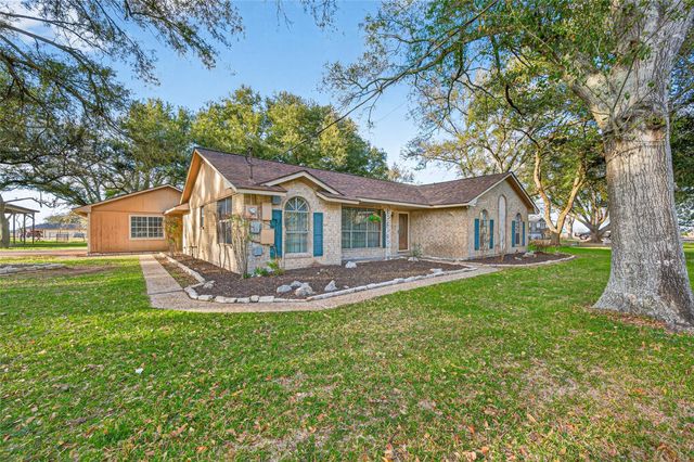 12016 Cloudt Road, Needville, TX 77461