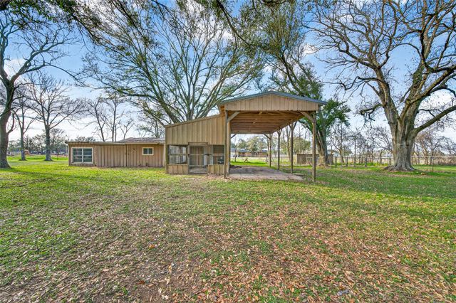 12016 Cloudt Road, Needville, TX 77461