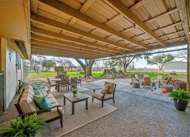 12016 Cloudt Road, Needville, TX 77461