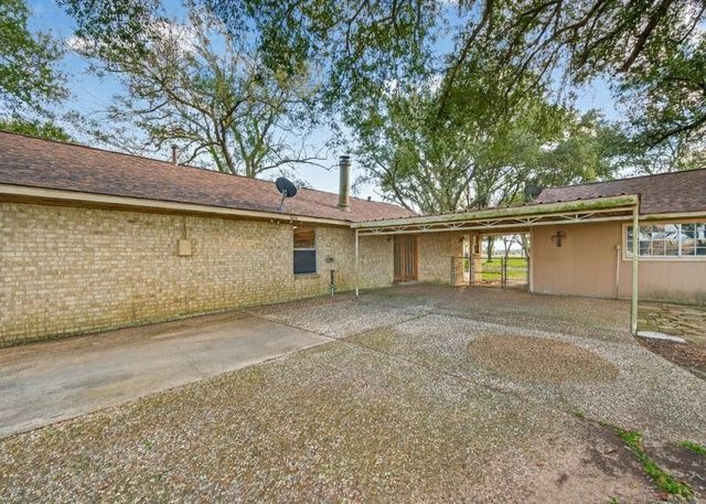 12016 Cloudt Road, Needville, TX 77461